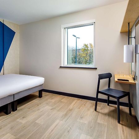 Ibis Budget Manchester Airport T2 Гейл Екстер'єр фото