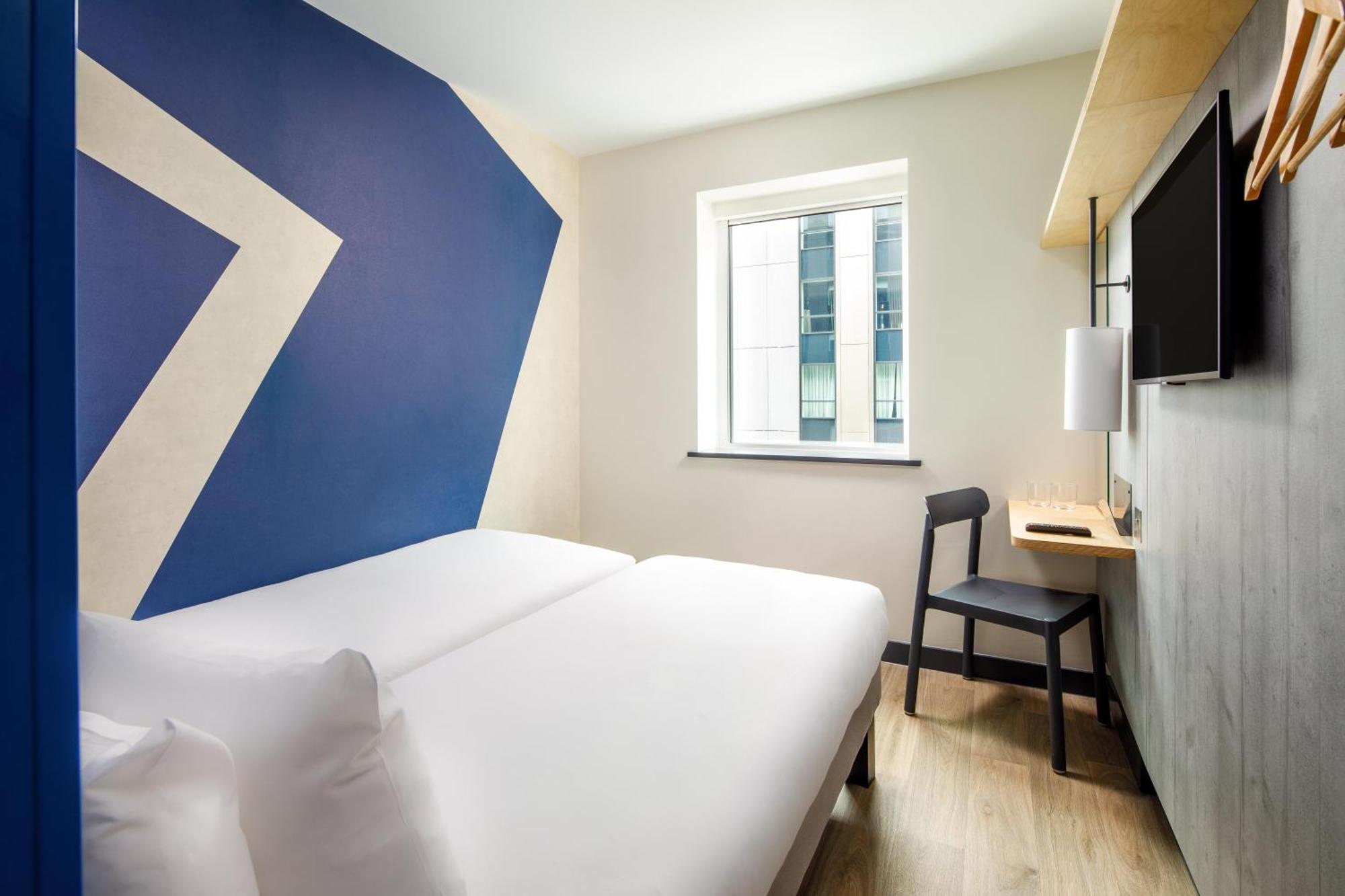 Ibis Budget Manchester Airport T2 Гейл Екстер'єр фото