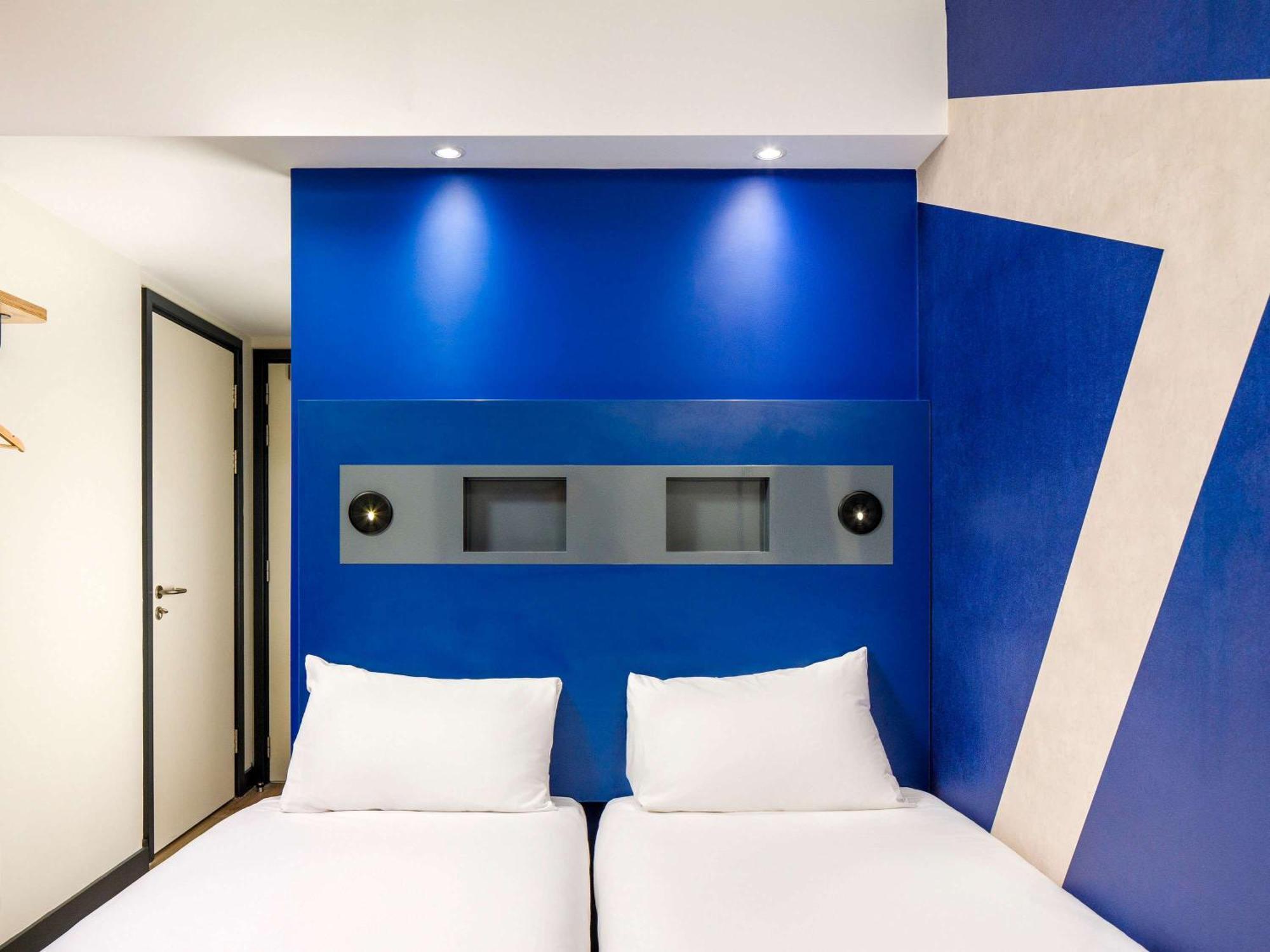 Ibis Budget Manchester Airport T2 Гейл Екстер'єр фото