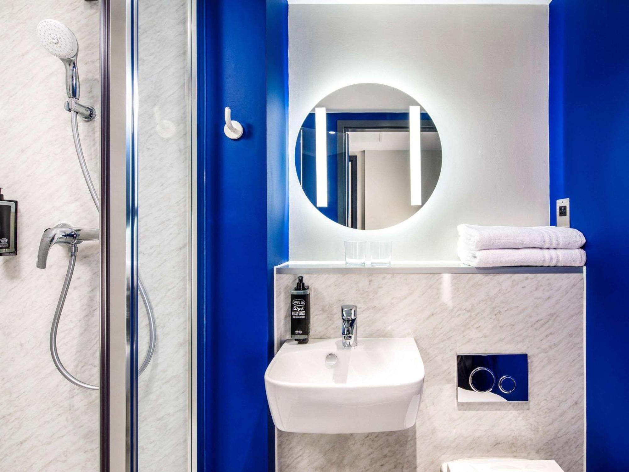 Ibis Budget Manchester Airport T2 Гейл Екстер'єр фото