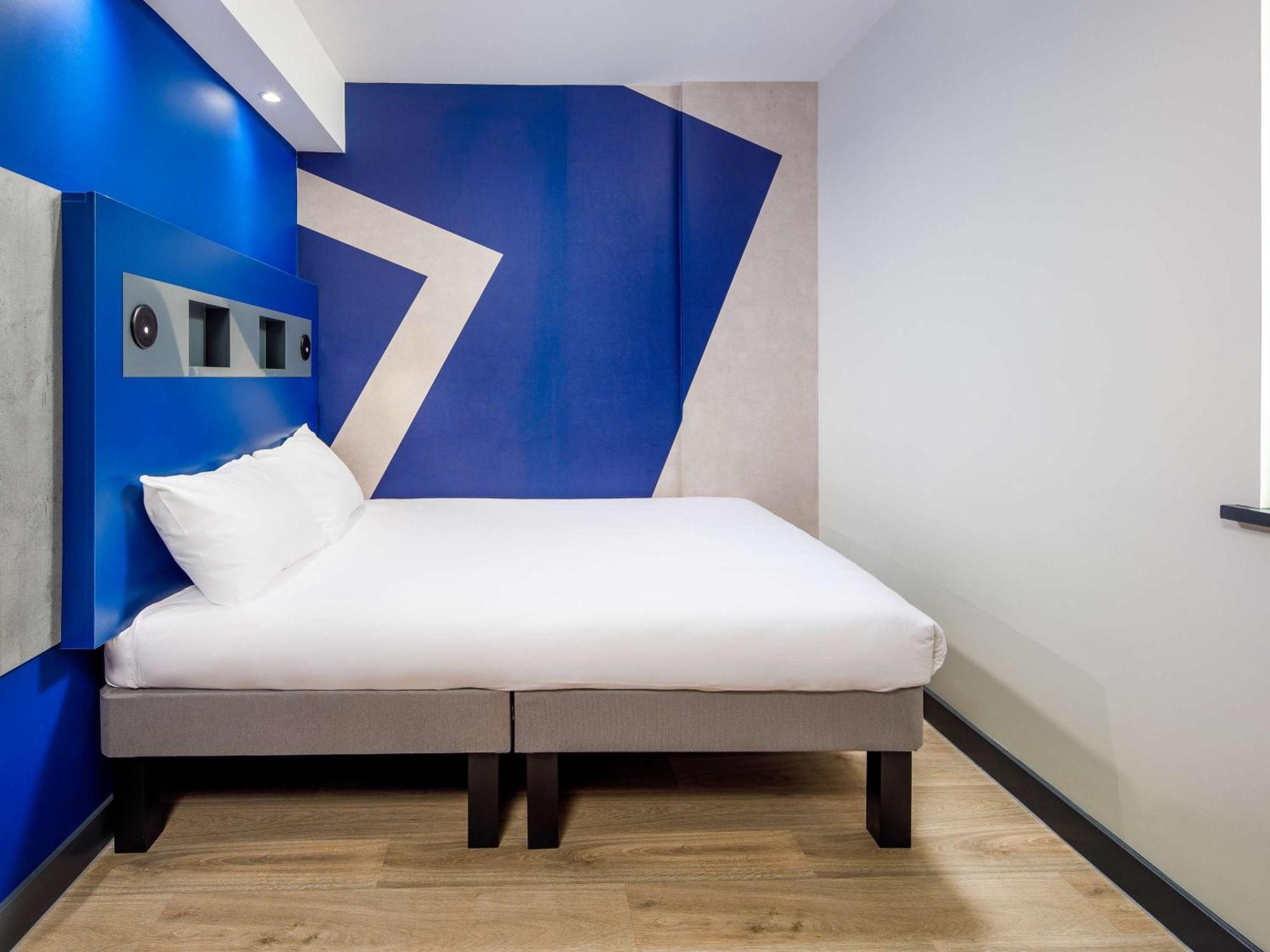 Ibis Budget Manchester Airport T2 Гейл Екстер'єр фото